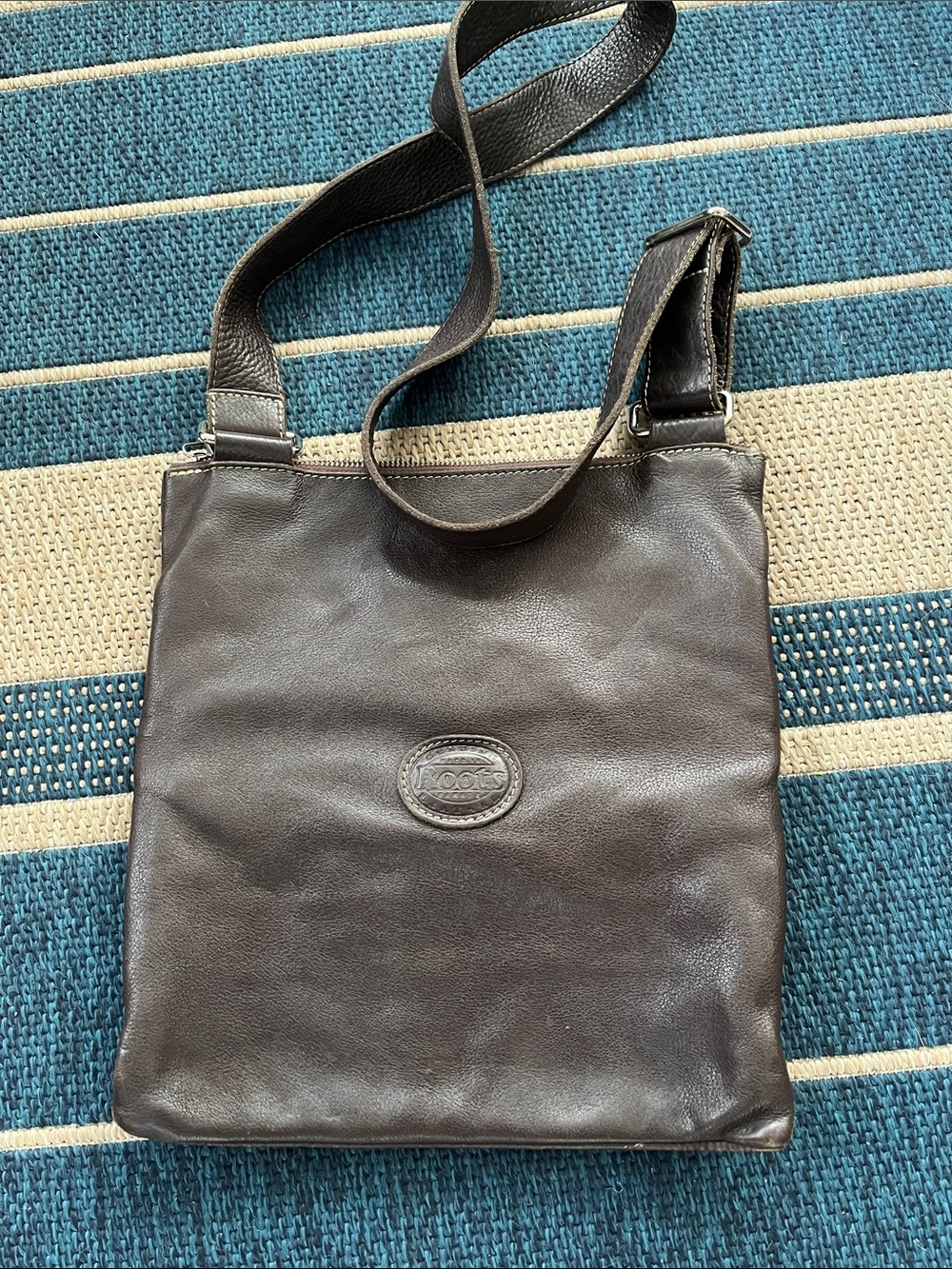 Roots Dark Brown Leather Crossbody Bag with Front Pockets - Picture 2 of 16